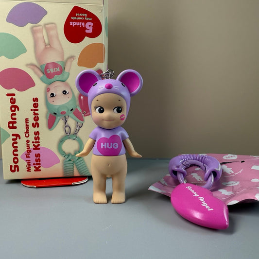 Sonny Angel Charm Kiss Kiss Series Mouse